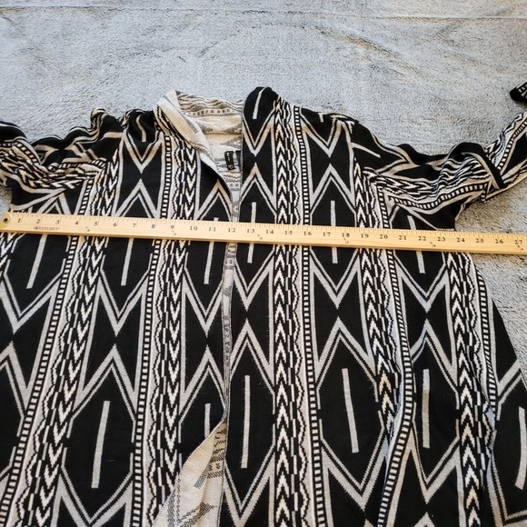 Western Womens Cardigan Medium Black Sweater Aztec Open Front Long Sleeve 15921x - Picture 5 of 7
